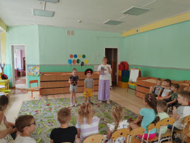 «Лето на дворе – веселье детворе» «Лето на дворе – веселье детворе».